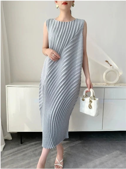 Miyake Hand Circle Pleated Sleeveless Dress Designer Long Round Neck Elegant Loose Summer Korean Style Aesthetic Clothes